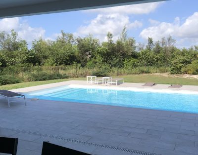 Arawak villa, walk to beach