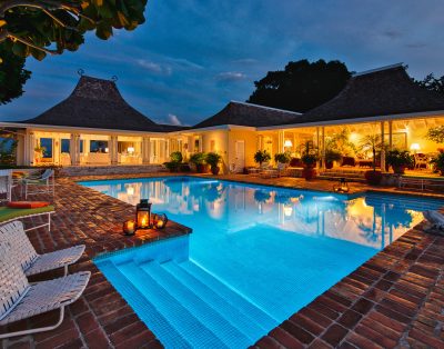 Windsong villa close to Round hill
