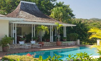 Windsong villa close to Round hill