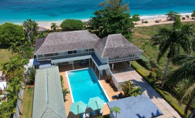 Turrassan Villa, beachfriont