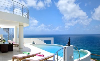 Sky Blue villa, walk to beach